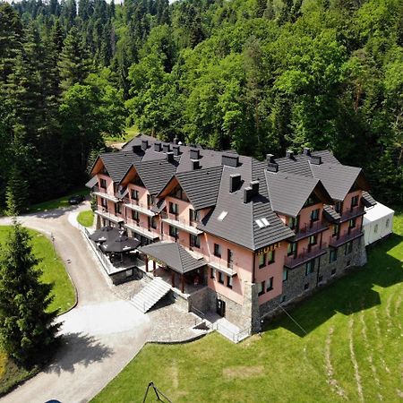 Hotel Salamandra Hoczew Kültér fotó
