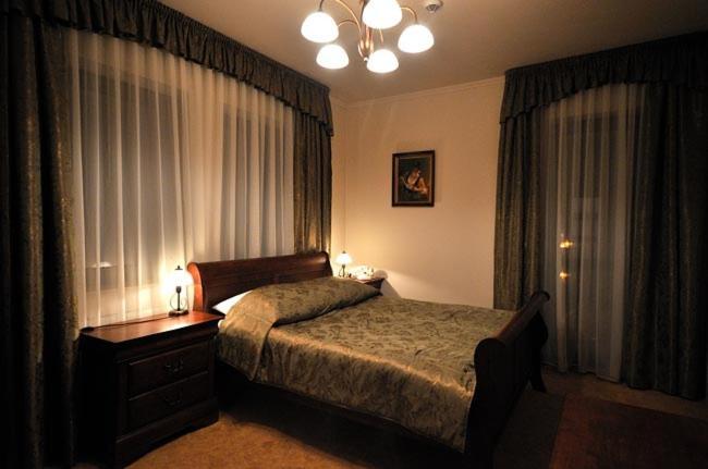Hotel Salamandra Hoczew Kültér fotó