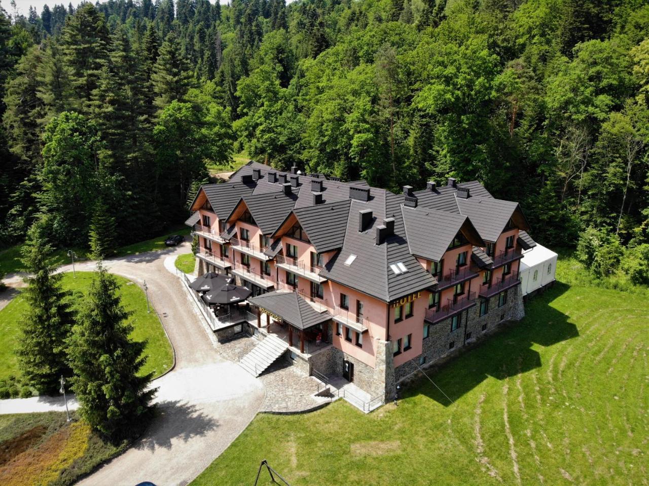 Hotel Salamandra Hoczew Kültér fotó
